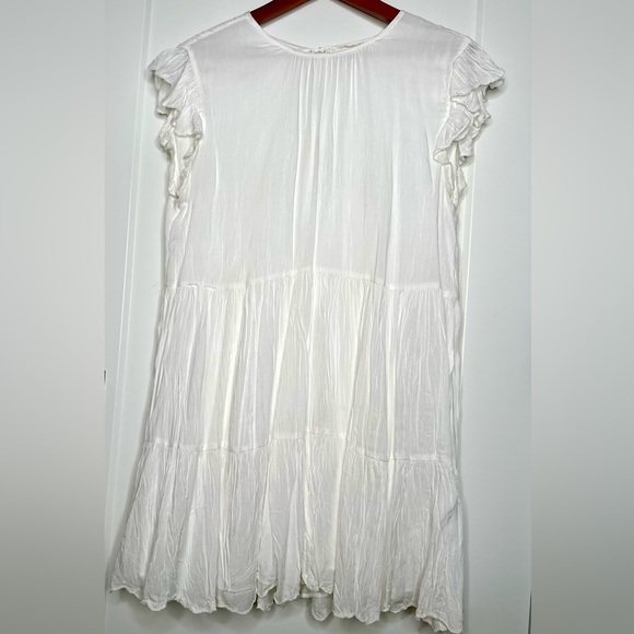 Fun flirty little dress - Picture 1 of 6